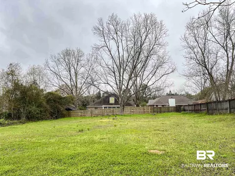 9328 Greenleaf Dr, Spanish Fort, AL 36527
