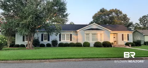 1414 Escambia Ave, Brewton, AL 36426