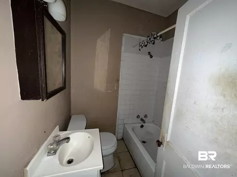 615 Dexter Ave, Mobile, AL 36604 photo 6