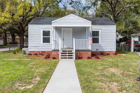 551 Shady Oak Dr, Mobile, AL 36608