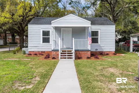 551 Shady Oak Dr, Mobile, AL 36608