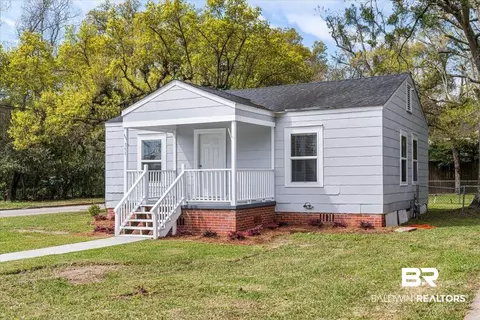 551 Shady Oak Dr, Mobile, AL 36608 photo 2