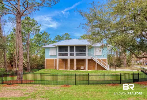 16981 Brigadoon Trl, Gulf Shores, AL 36542
