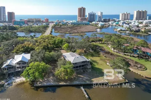 554 Windmill Ridge Rd, Gulf Shores, AL 36542