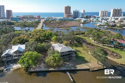 554 Windmill Ridge Rd, Gulf Shores, AL 36542