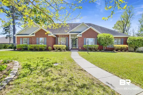 9794 Sommerset Dr, Daphne, AL 36526
