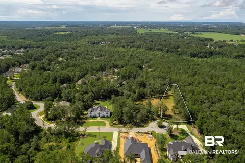 31 Redfern Rd, Daphne, AL 36526