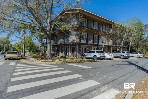 100 N Bancroft St, Fairhope, AL 36532