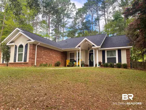 302 Larosa Cir, Daphne, AL 36526