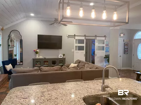 302 Larosa Cir, Daphne, AL 36526 photo 4