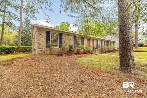 6155 Challen Cir S, Mobile, AL 36608 photo 3
