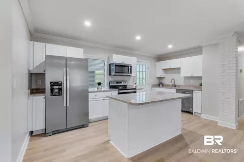 1304 Johnson Rd, Daphne, AL 36526 photo 4