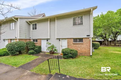 6527 Old Shell Rd #51, Mobile, AL 36608