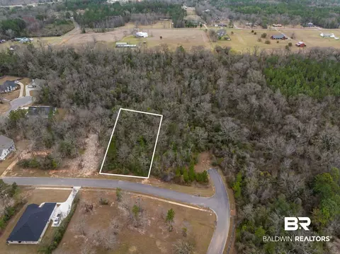 521 Cate Ln, Bay Minette, AL 36507