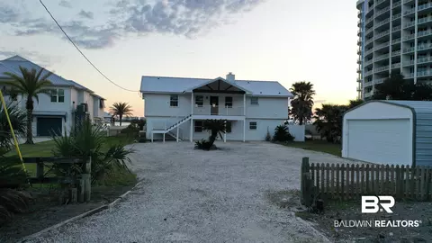 4667 Burkart Ln, Orange Beach, AL 36561