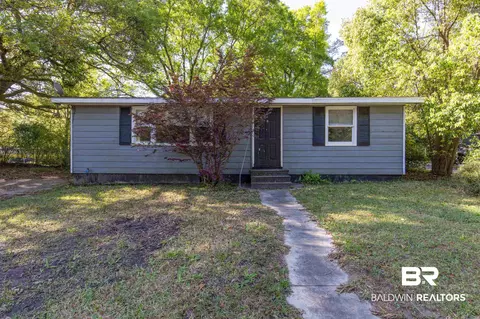 2503 Pineway Dr, Mobile, AL 36605