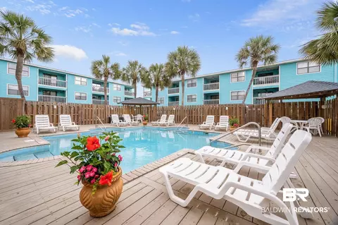728 W Beach Blvd #204, Gulf Shores, AL 36542