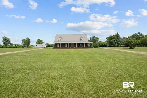 28660 Rose Run Rd, Robertsdale, AL 36567