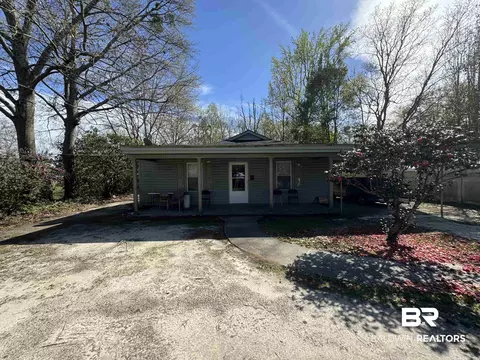 800 E Horner St, Atmore, AL 36502