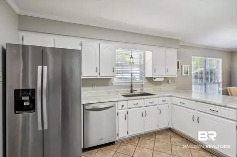 7671 S Meadows Dr, Mobile, AL 36619 photo 11