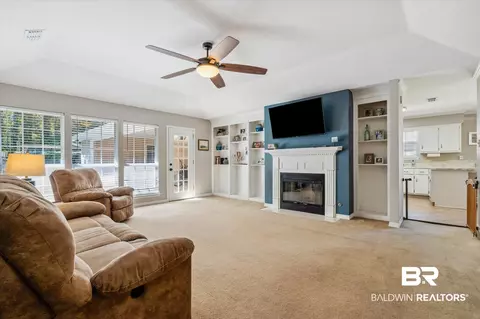 7671 S Meadows Dr, Mobile, AL 36619 photo 2