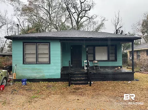 477 Summerville St, Mobile, AL 36617