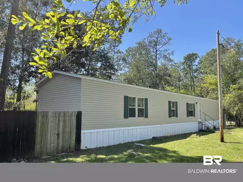 9212 Bay Pines Rd, Elberta, AL 36530