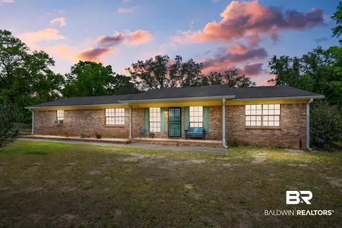 33167 Meadow Ln, Lillian, AL 36549