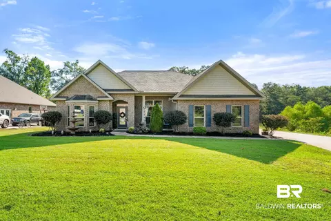 2400 Hidden Oaks Ln, Semmes, AL 36575