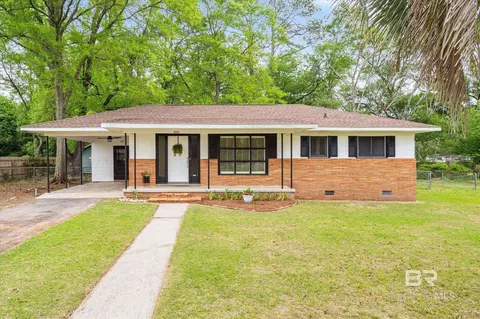 505 S Stuart St, Foley, AL 36535
