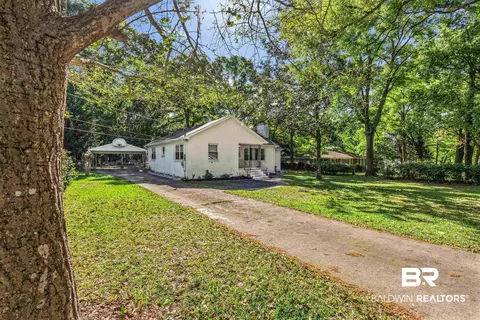 307 Gaines Ave, Mobile, AL 36609 photo 3