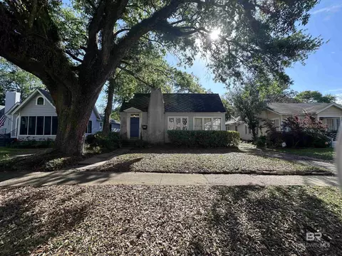 Exterior - 110 Florence Pl, Mobile, AL 36607 photo 2 of 2