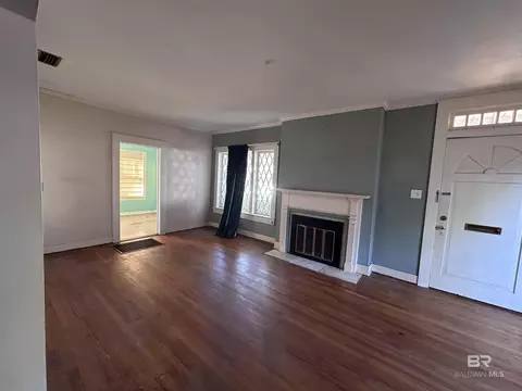 Living - 110 Florence Pl, Mobile, AL 36607 photo 1 of 1