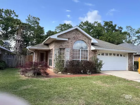 309 Cahaba St, Foley, AL 36535