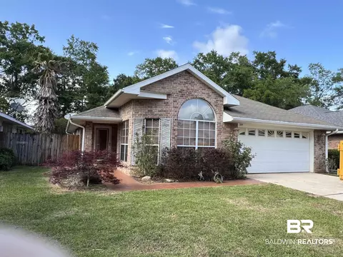 309 Cahaba St, Foley, AL 36535