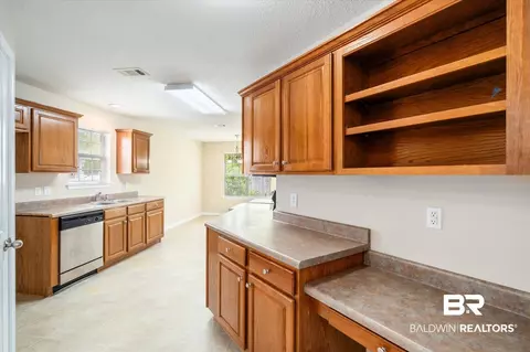 8932 N Spring Grv, Mobile, AL 36695 photo 6