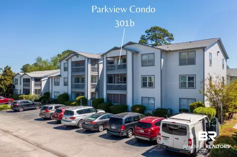2200 W 2nd St #301-B, Gulf Shores, AL 36542