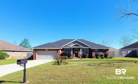 21401 Grady Ln, Summerdale, AL 36580
