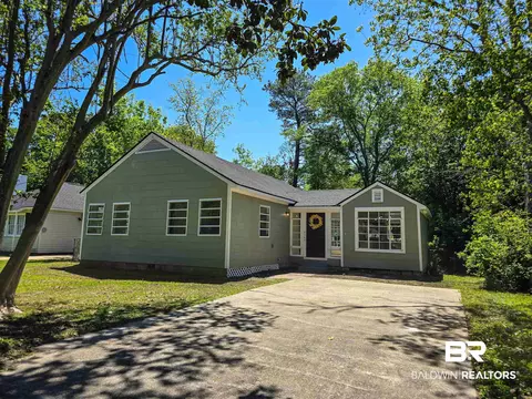 3105 Emogene St, Mobile, AL 36606