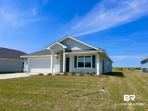 452 Winters Ave, Gulf Shores, AL 36542