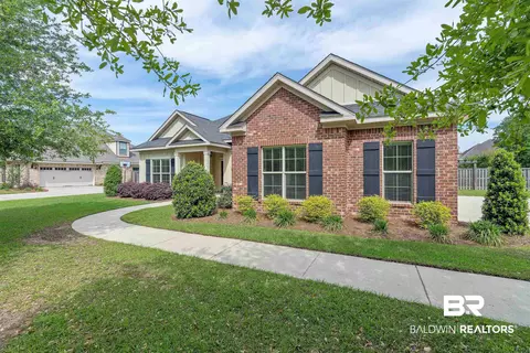 213 Silversmith St, Fairhope, AL 36532