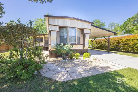 1244 Pensacola Dr, Lillian, AL 36549