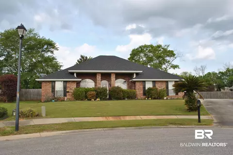 12435 Shakespeare Dr, Foley, AL 36535
