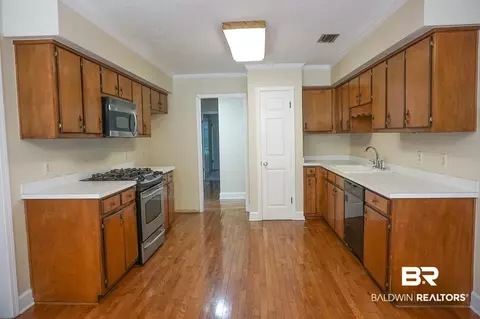 7109 Smithfield Rd, Mobile, AL 36695 photo 4