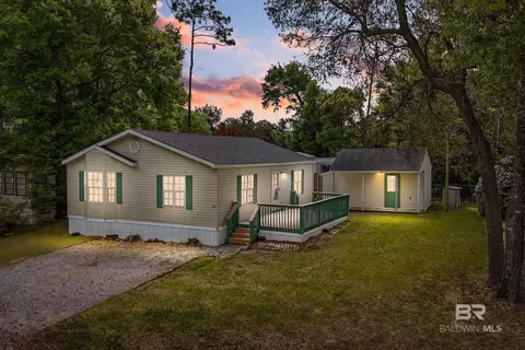 390 Maria Dr, Lillian, AL 36549