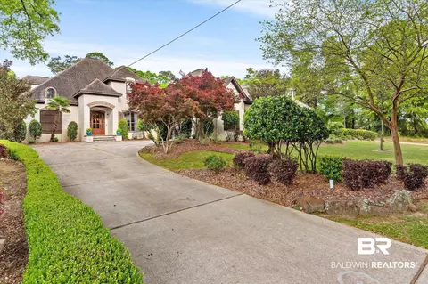 613 N Bishop Ln, Mobile, AL 36608