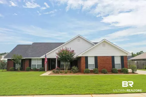 212 Heather Ln, Fairhope, AL 36532