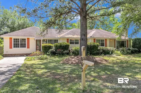 1063 W St Alban Ave, Loxley, AL 36551