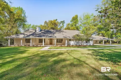 6671 N Winding Brook Dr, Fairhope, AL 36532