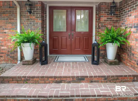 7323 Wild Oaks Rd, Fairhope, AL 36532